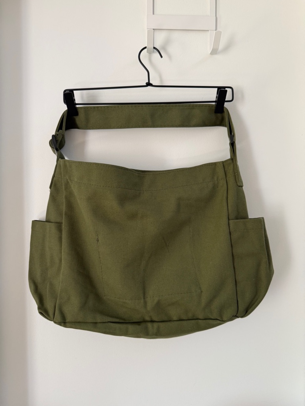 Olive Green Canvas Messenger Bag NWOT - Picture 2 of 3